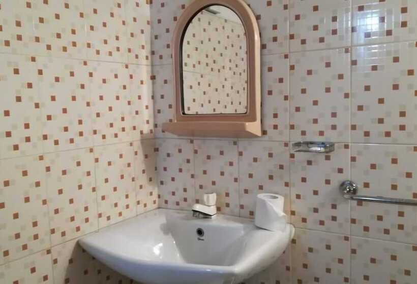 膳宿费 Paradise Guest House