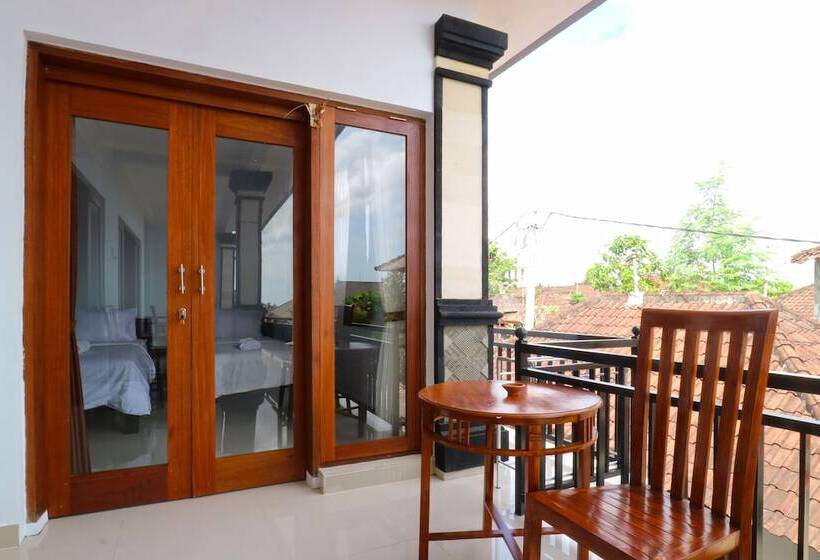 بنسيون The Wina Echo Beach Guest House