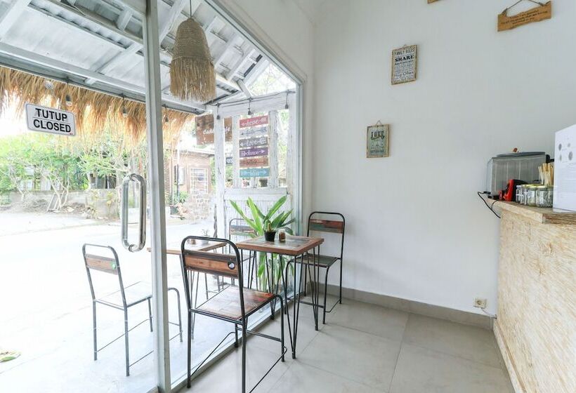 بنسيون The Wina Echo Beach Guest House