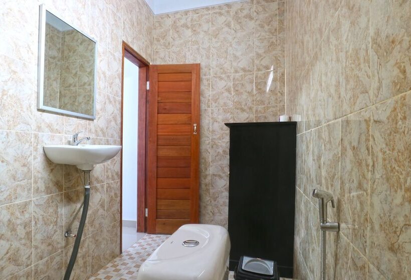 بنسيون The Wina Echo Beach Guest House