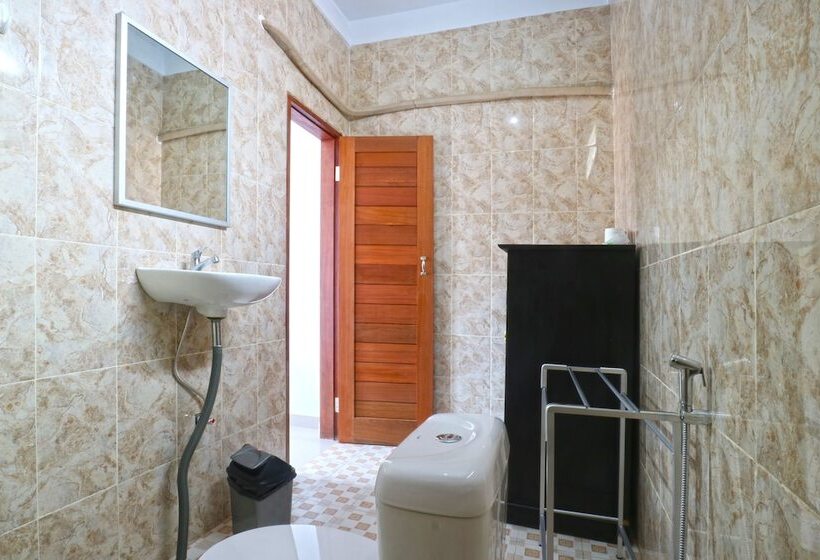 بنسيون The Wina Echo Beach Guest House