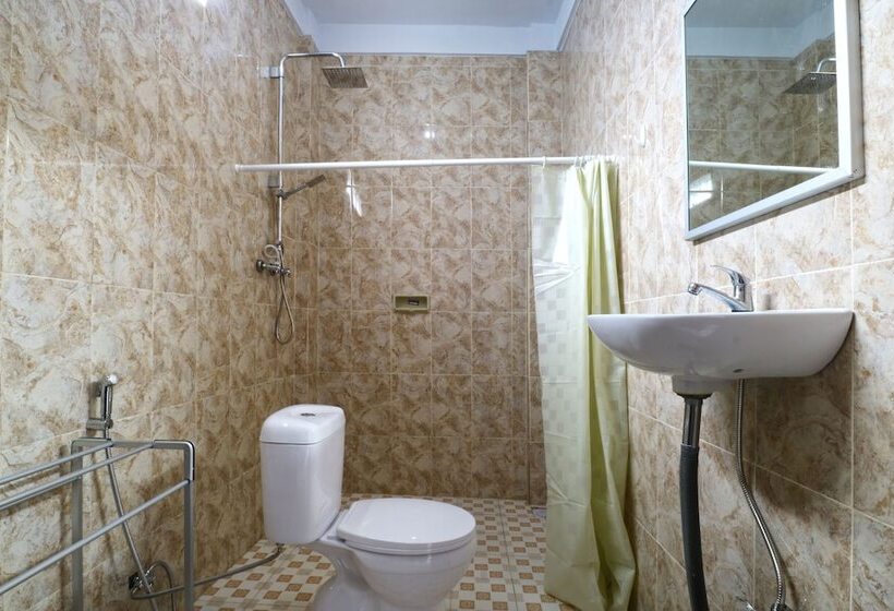 بنسيون The Wina Echo Beach Guest House