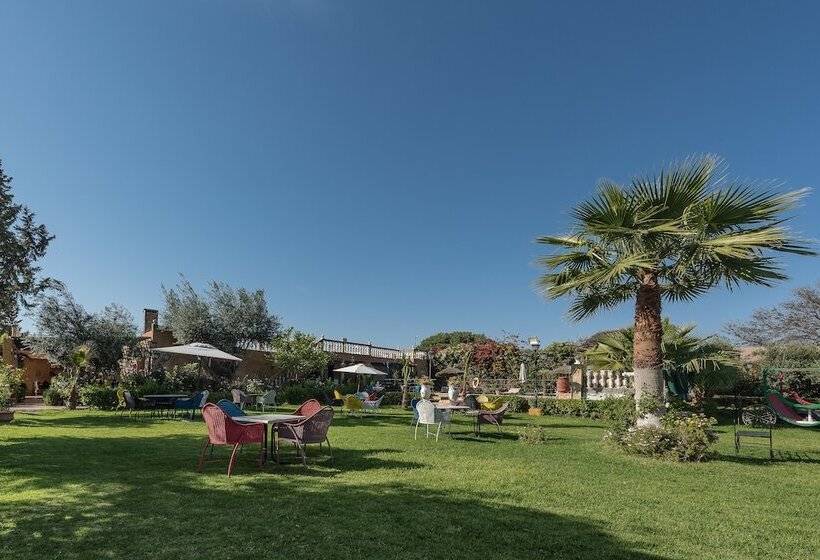 پانسیون Villa Ayche