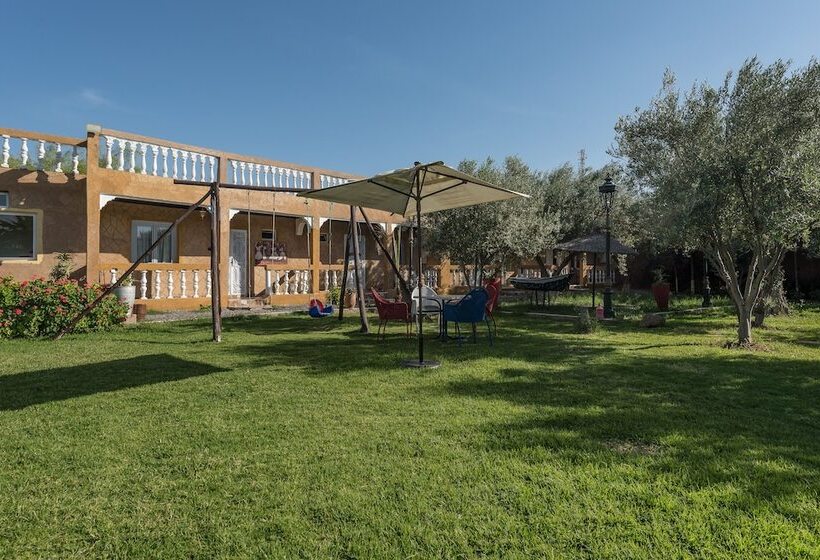 پانسیون Villa Ayche