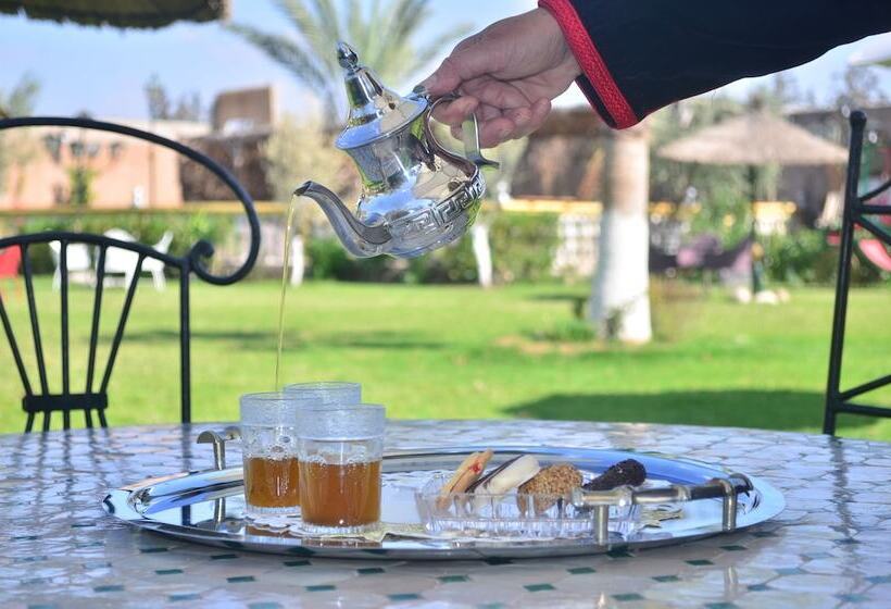 پانسیون Villa Ayche