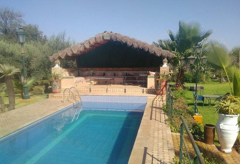 پانسیون Villa Ayche