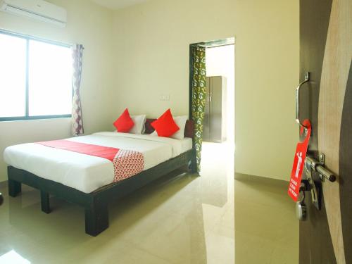 Shivaji Palace By Oyo Rooms