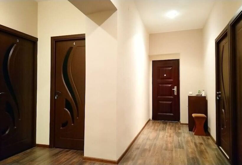 فندق صغير In Alaverdi