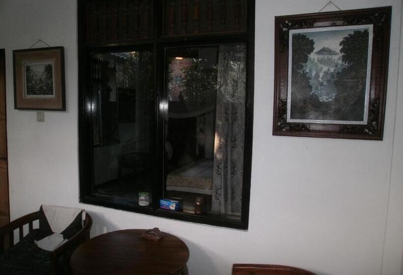 مبيت وإفطار Alamanda Accomodation