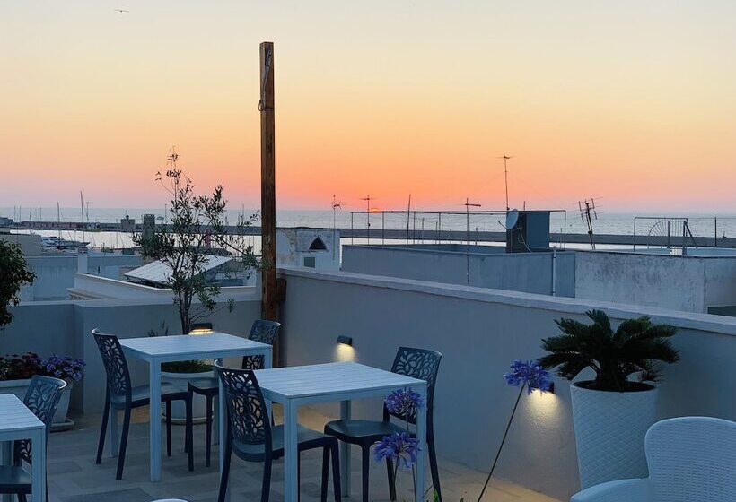 مبيت وإفطار Dei Del Mare Extra Luxury