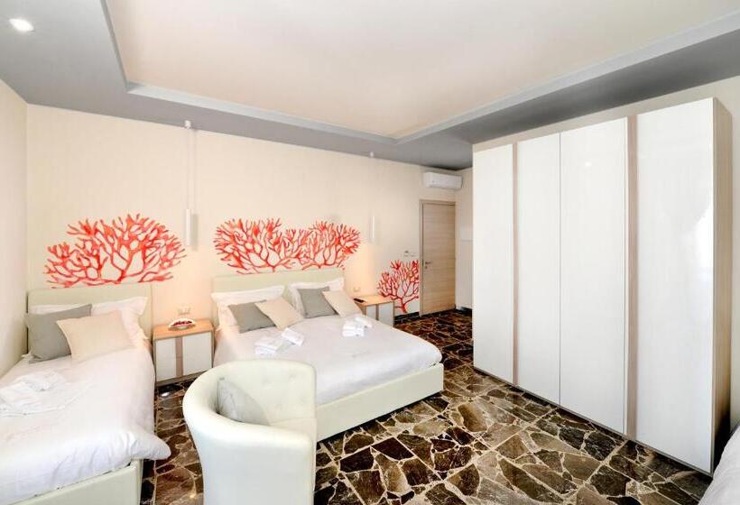 مبيت وإفطار Dei Del Mare Extra Luxury