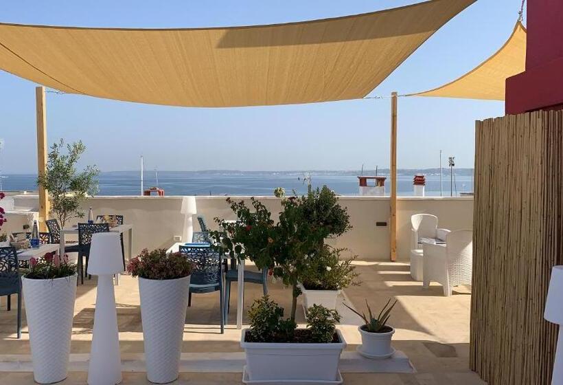 مبيت وإفطار Dei Del Mare Extra Luxury