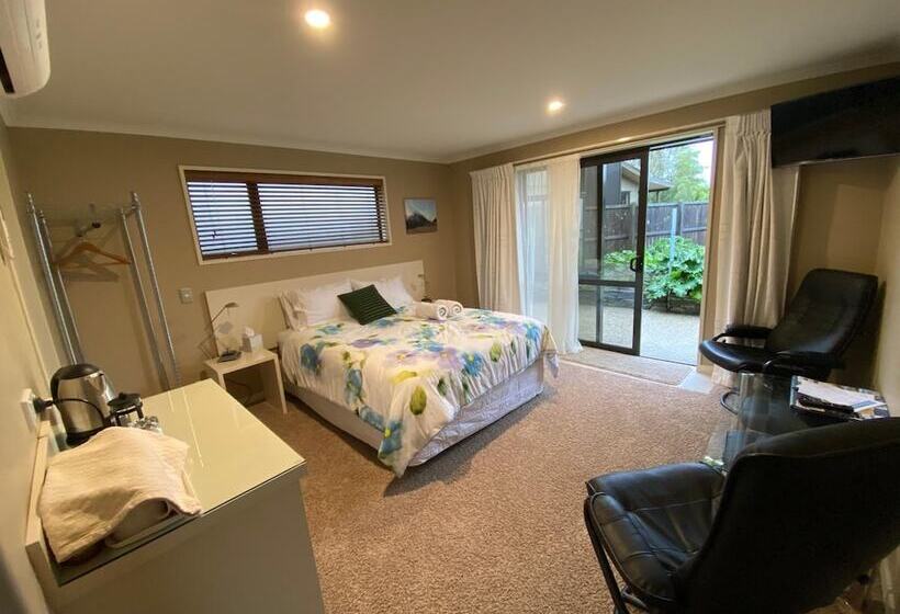 Bigsky Bed And Breakfast