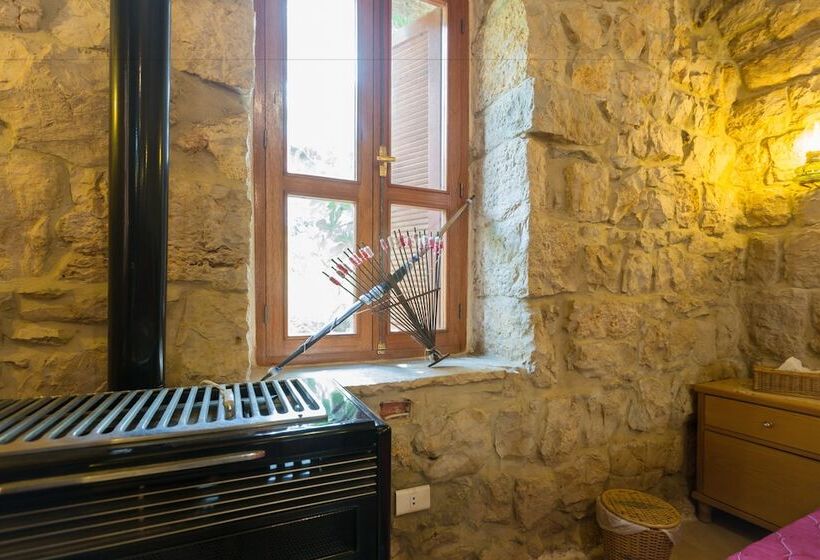 Boustany Guest House   Hostel