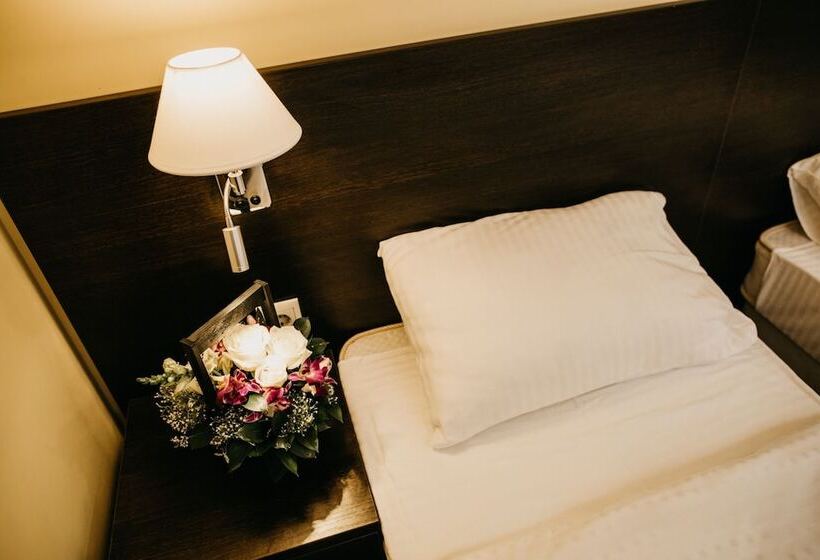 Boutique Hotel Voskresensky