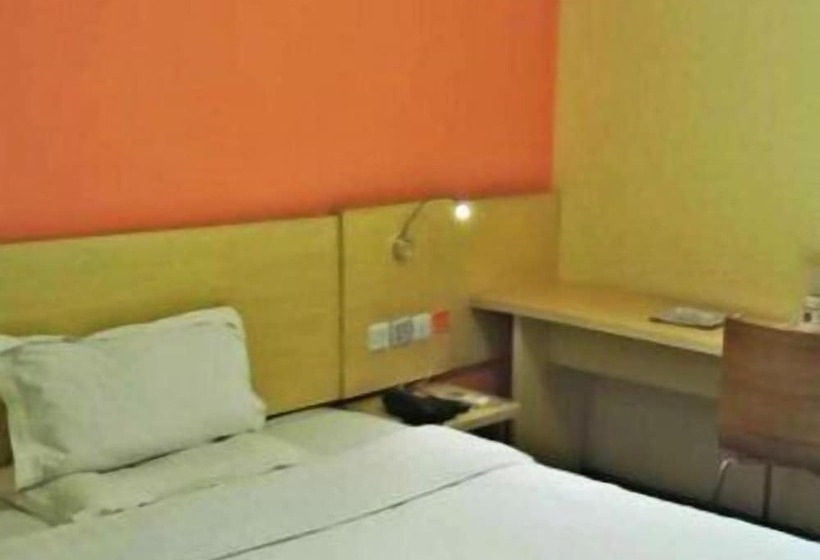 Отель 7 Days Inn