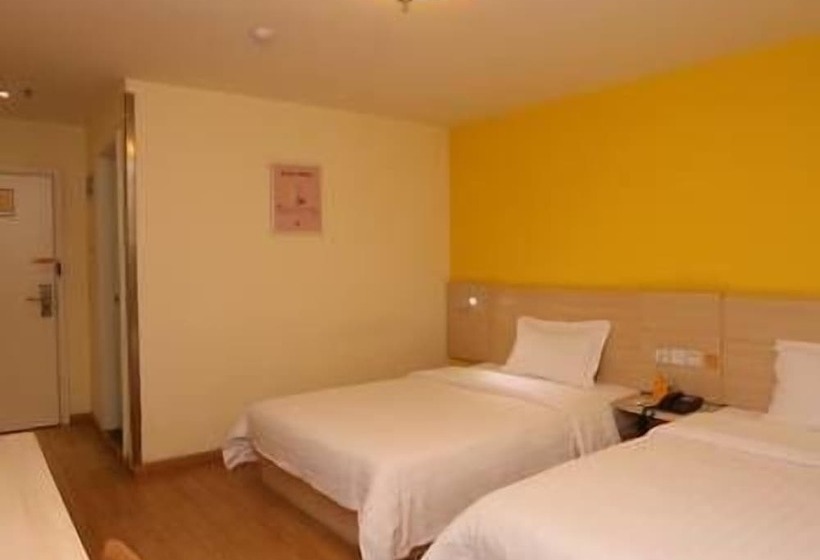 Отель 7 Days Inn