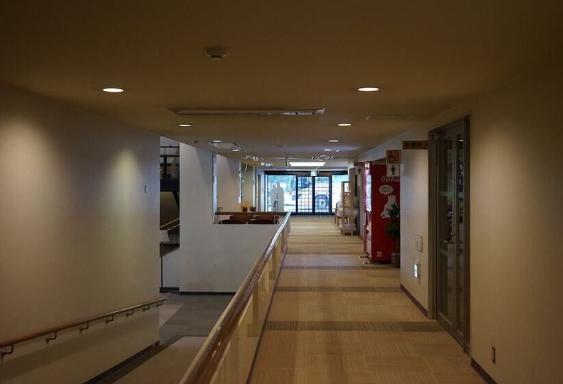 هتل Breezbay Resort Shiojiri Kataoka