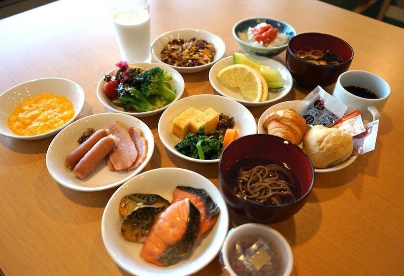 هتل Breezbay Resort Shiojiri Kataoka