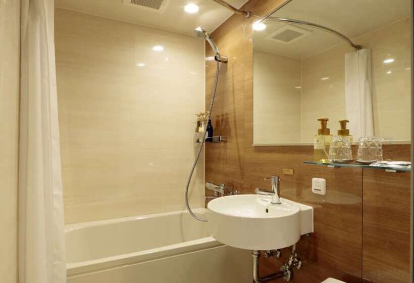 Candeo Hotels Osaka Kishibe