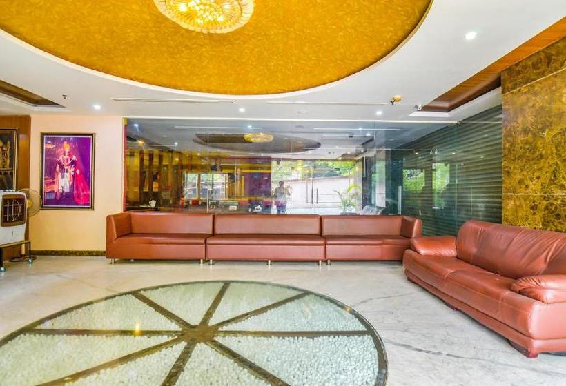 هتل Fabexpress Deccan Heritage   Nr Iskon Temple , Abids