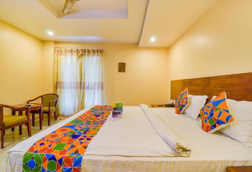 هتل Fabexpress Deccan Heritage   Nr Iskon Temple , Abids