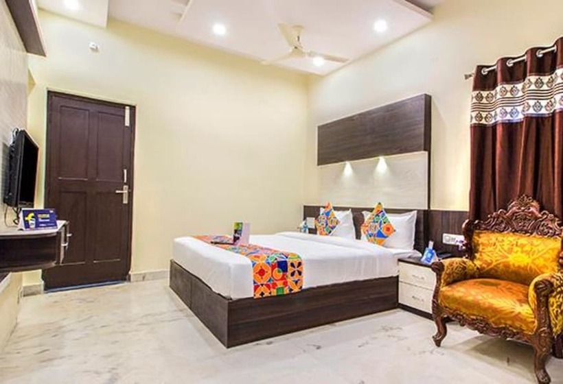 Fabhotel Crown Suites   Nr Sony Signals