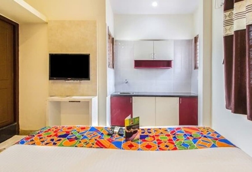 Fabhotel Crown Suites   Nr Sony Signals