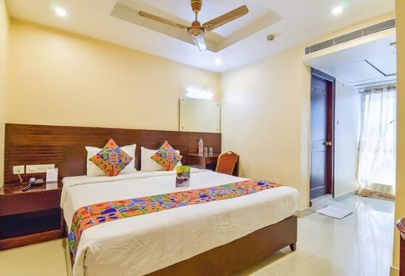 هتل Fabexpress Deccan Heritage   Nr Iskon Temple , Abids