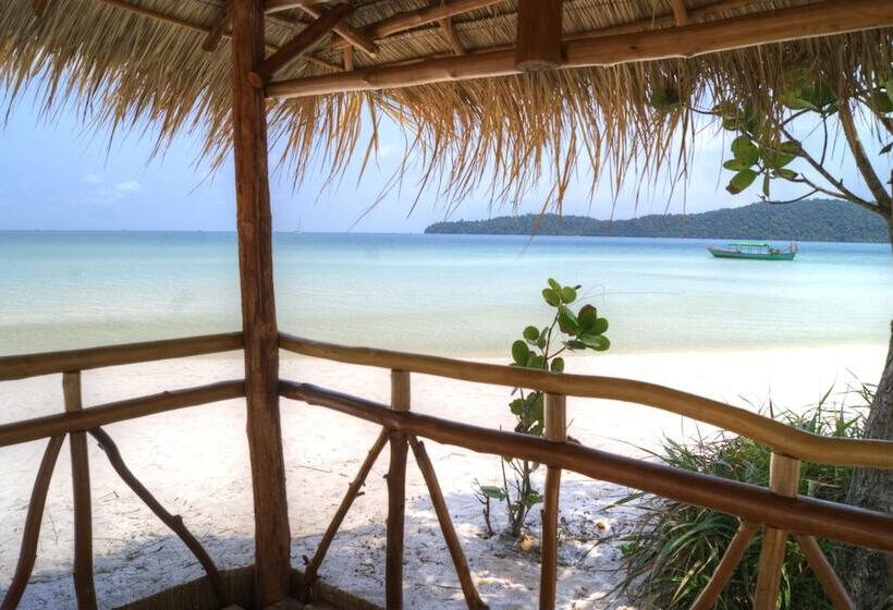 Отель Greenblue Beach Bungalow Resort