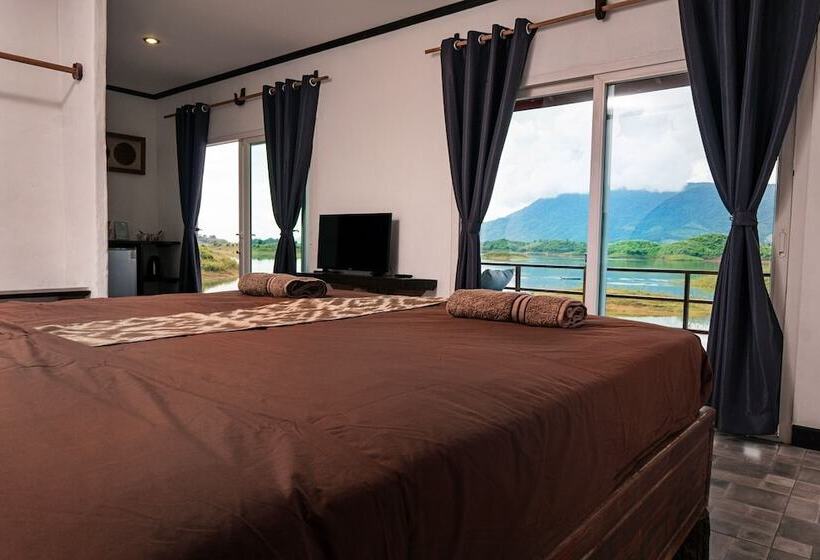 هتل Green View Resort