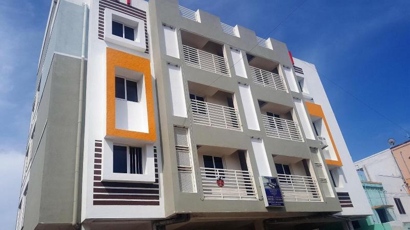 هتل Krish Rooms And Stay