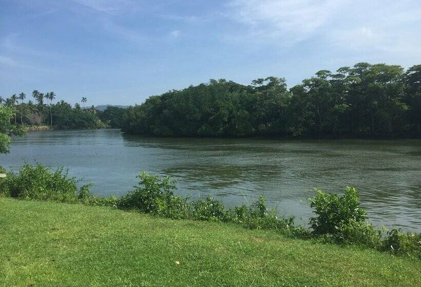 فندق Labasa Waterfront