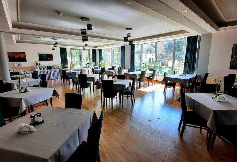 هتل Malachit Karpacz Spa