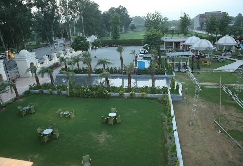 ホテル Palette Silver Castle