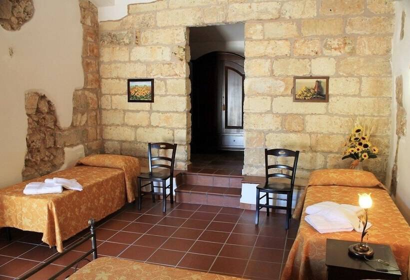 فندق ريفى Agriturismo Masseria Saittole