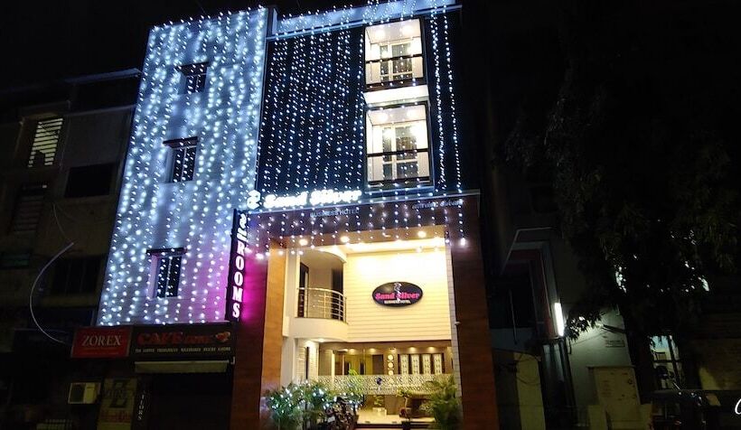 Отель Sand Silver Business