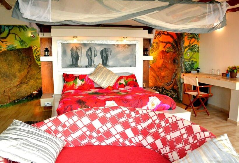 Hotel Shimba Green Lodge