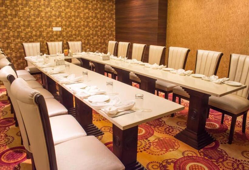 호텔 The Grand Ambassador