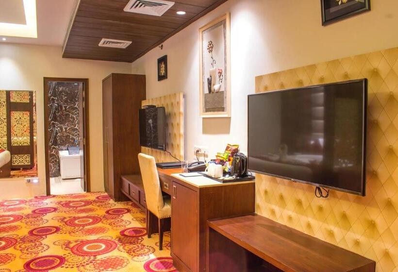 호텔 The Grand Ambassador