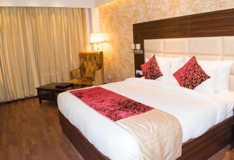 호텔 The Grand Ambassador