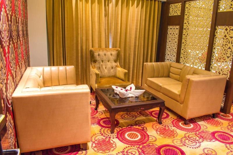 호텔 The Grand Ambassador