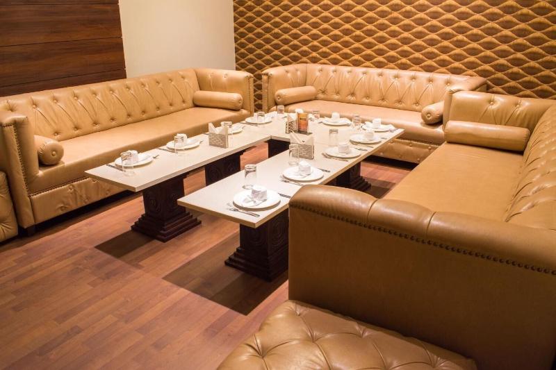 호텔 The Grand Ambassador