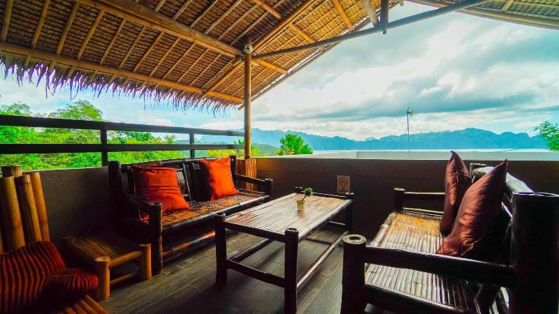 호텔 The Ridge Coron