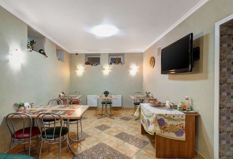 Отель Tiara Domodedovo Guest House