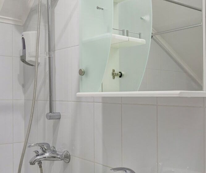 Отель Tiara Domodedovo Guest House