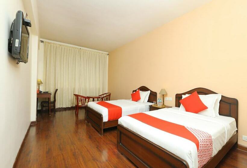 ホテル Tommaso Inn