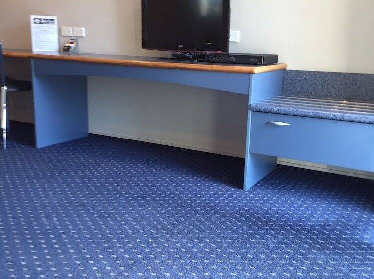 מוטל Bay City Motor Lodge