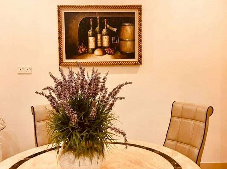پانسیون Botanic Elegant Suite Klang