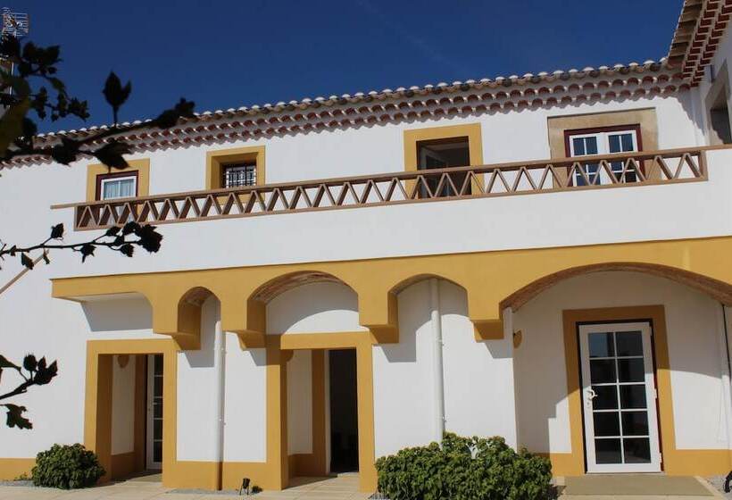 بنسيون Casa Do Peso